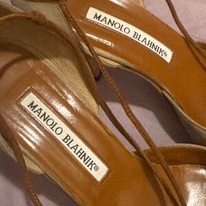 Manolo Blahnik Brown Leather Heels (Authentic)